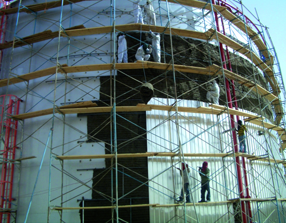 Comprehensive Oil Storage Tank Maintenance - Image 3